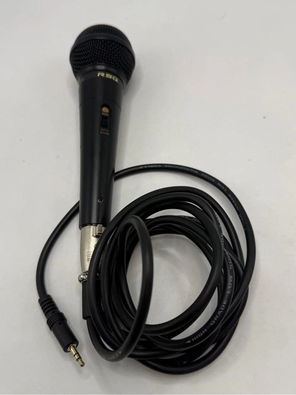 RSQ P10 Dynamic Wired Handheld Microphone XLR to 3.5mm Cable Karaoke Mic